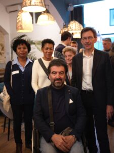 B00250483FR1764408560