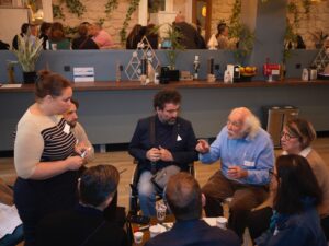 B00251743FR1764417811